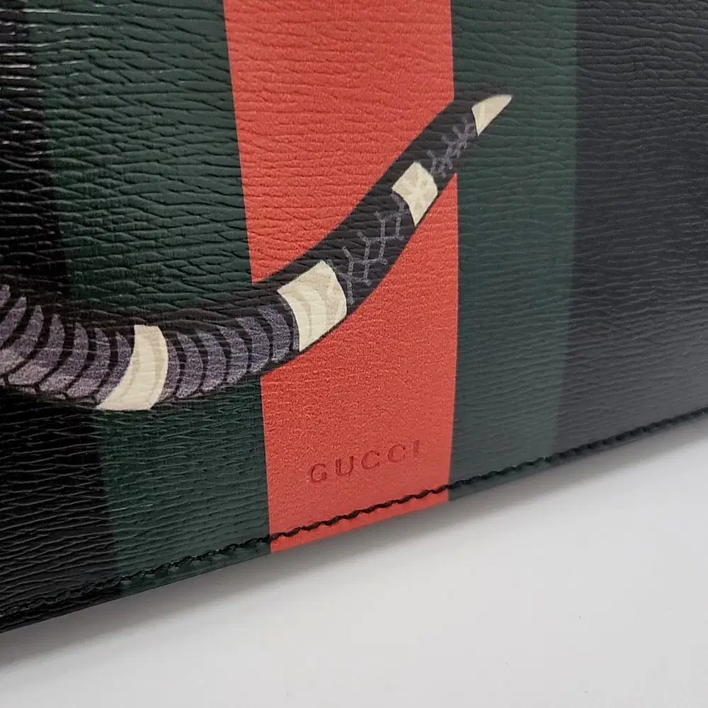 GUCCI バッグ Gucci Snake Tote & Shoulder Bag (431336) | Luxepolis India