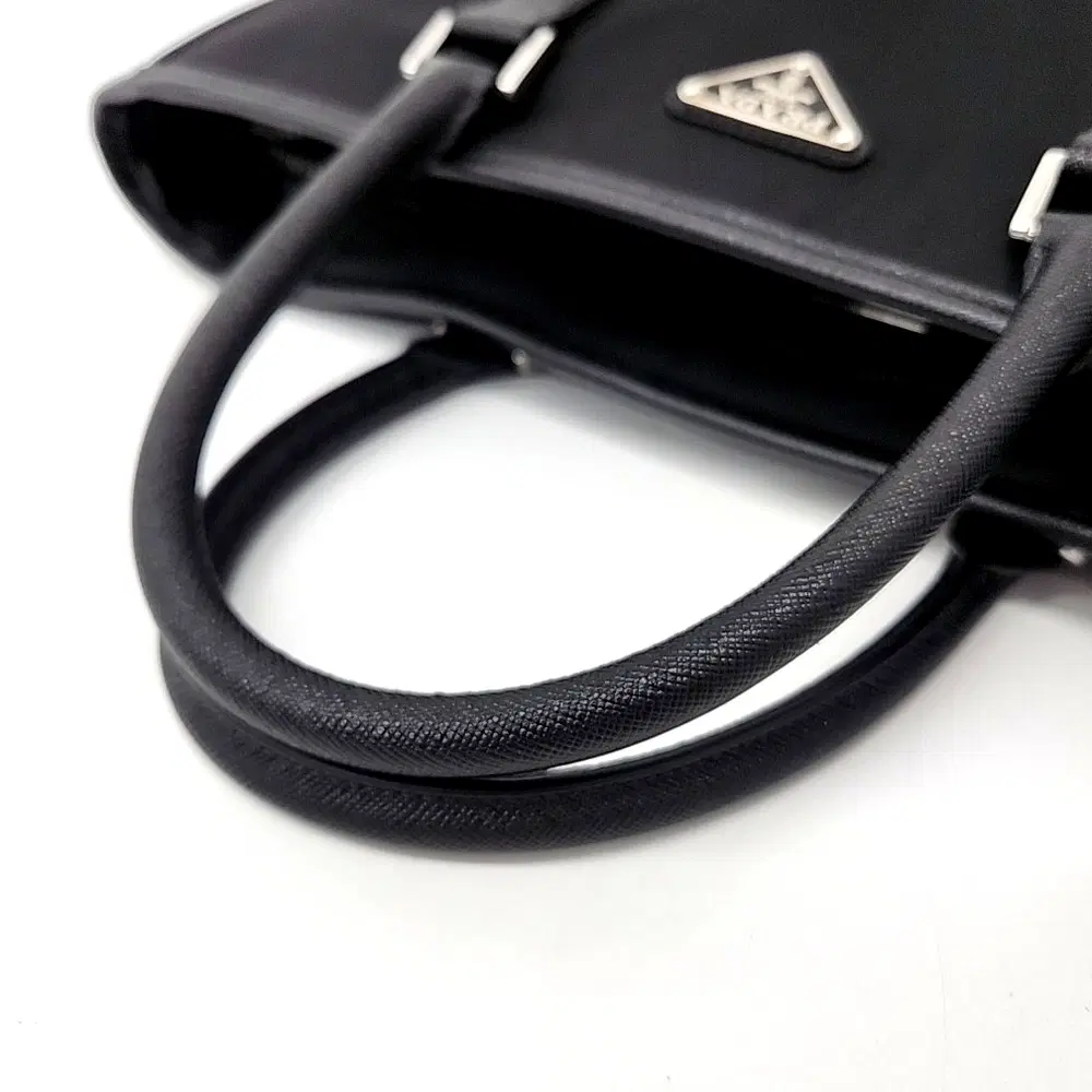 main-slider-image-1