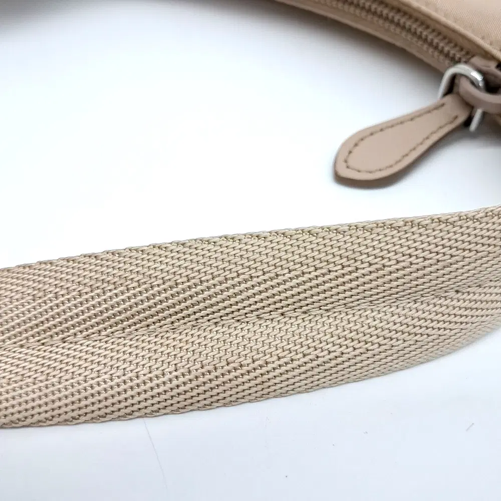 main-slider-image-1