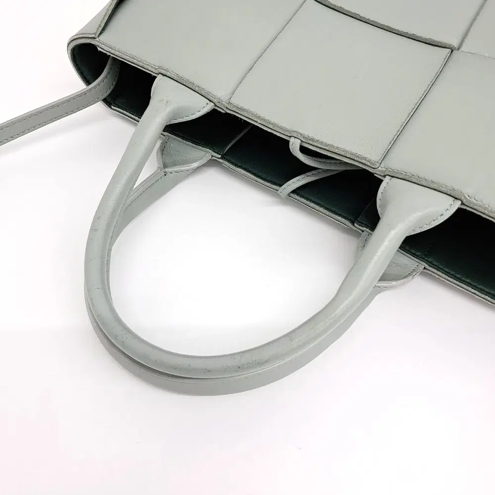 main-slider-image-1