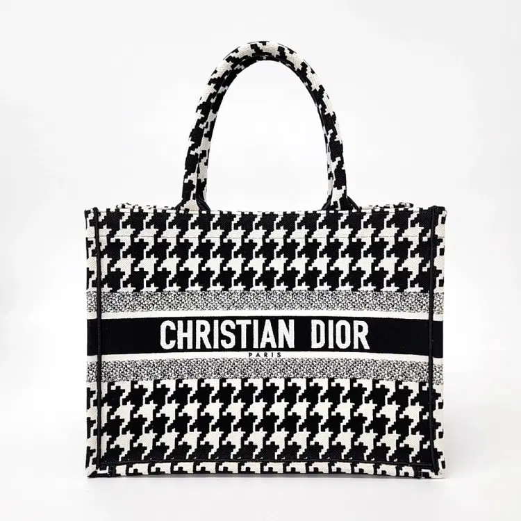Dior Book Tote Bag 36-Hover-Image