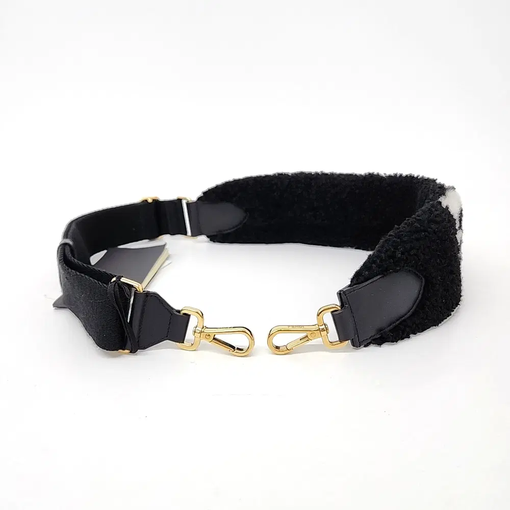 Fendi Shearling Strap (8AV182)