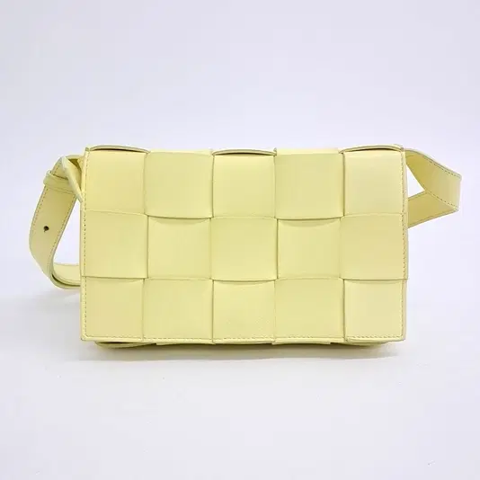 Bottega Veneta Cassette Bag-Hover-Image
