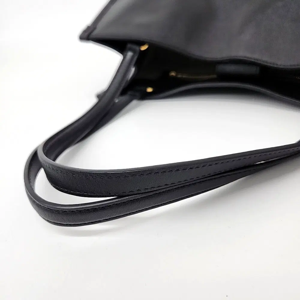 main-slider-image-1
