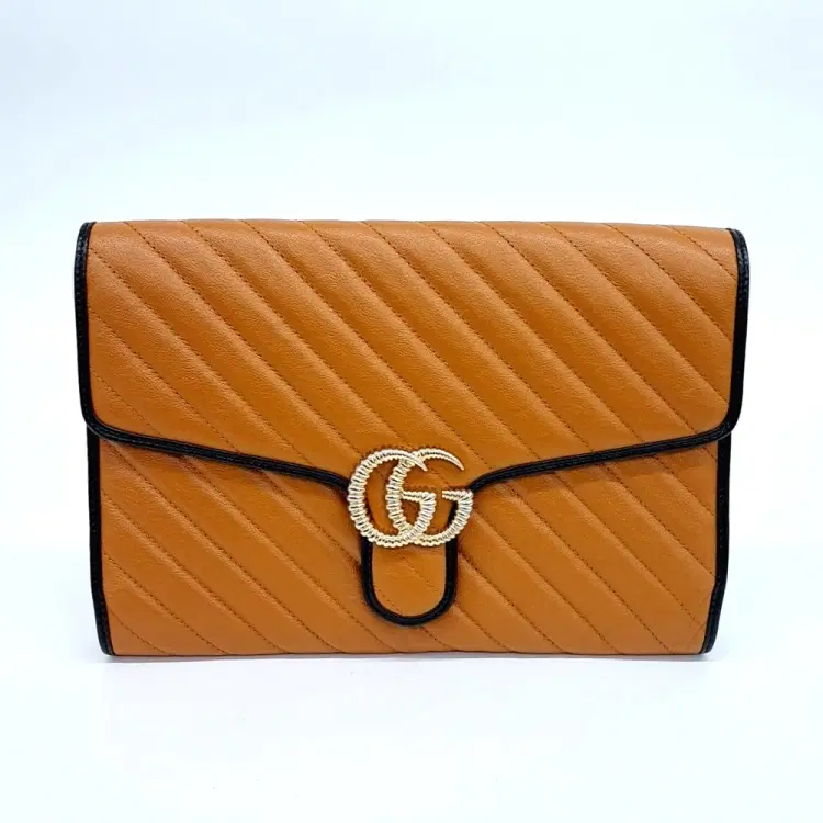 Gucci Marmont Matelasse Clutch (498079)-Hover-Image