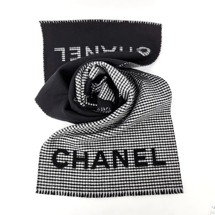 Chanel cashmere muffler-Hover-Image