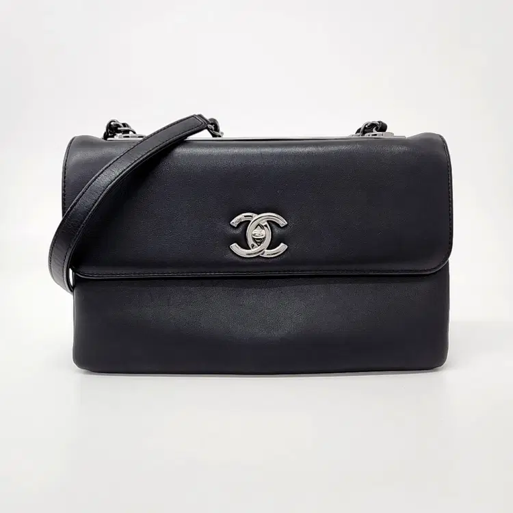 Chanel Trendy CC Shoulder Bag-Hover-Image