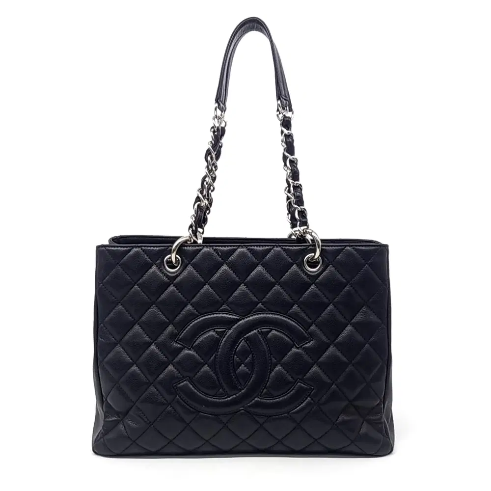 Chanel Caviar Grand Shopping