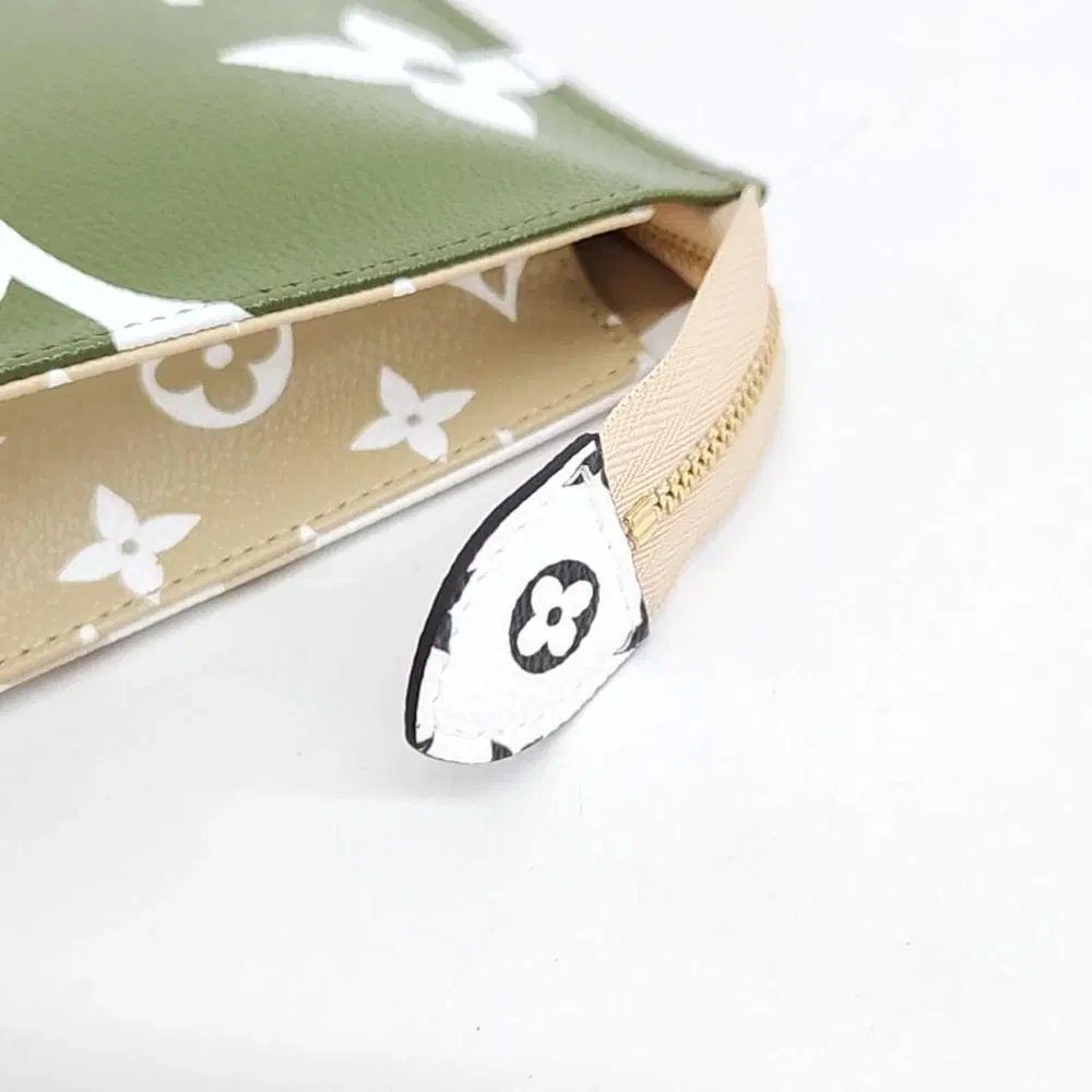 main-slider-image-1