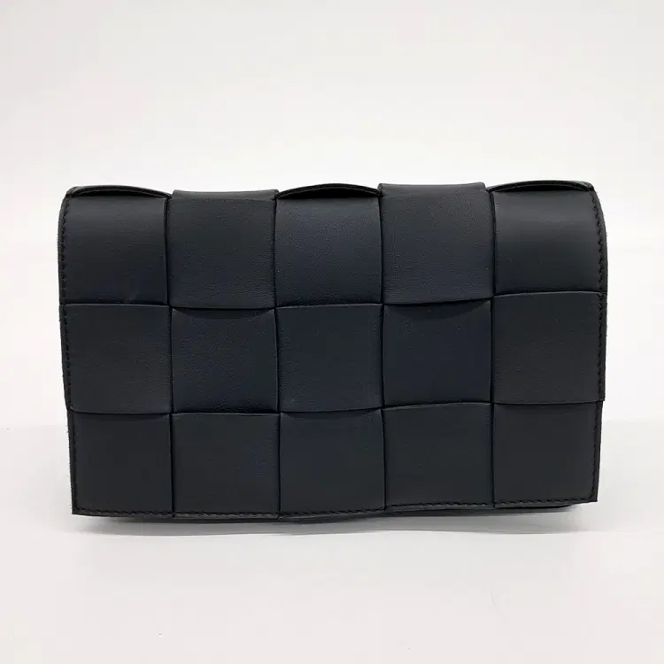 Bottega Veneta Cassette Bag-Hover-Image