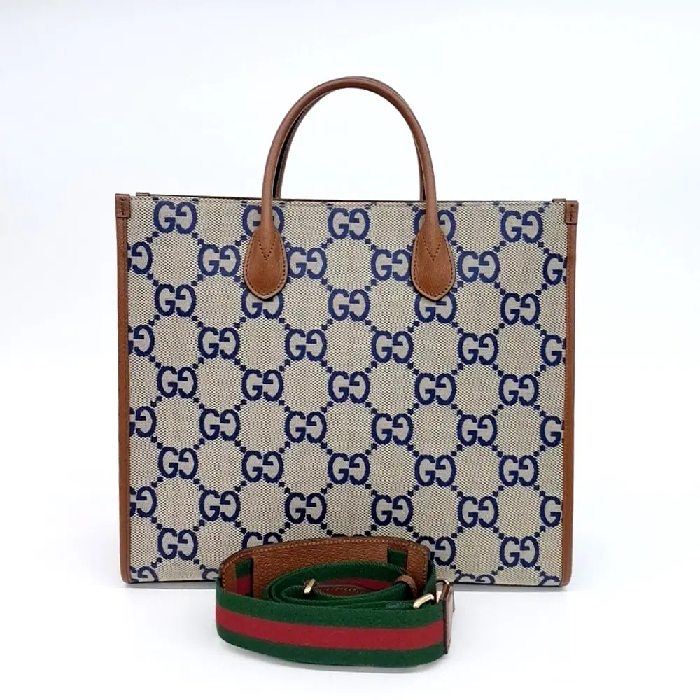 Gucci Jumbo GG Tote and Shoulder Bag (678839)