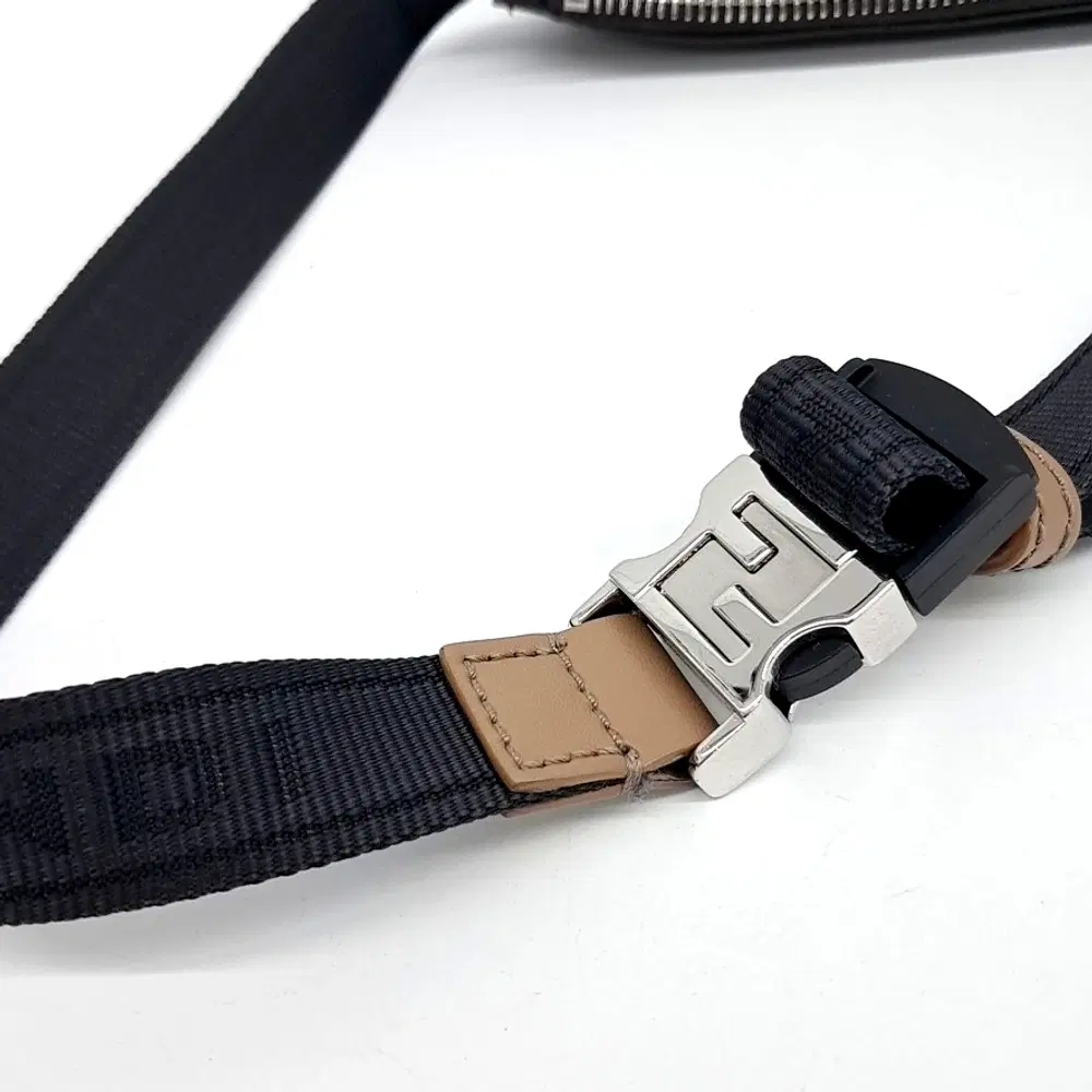 main-slider-image-1