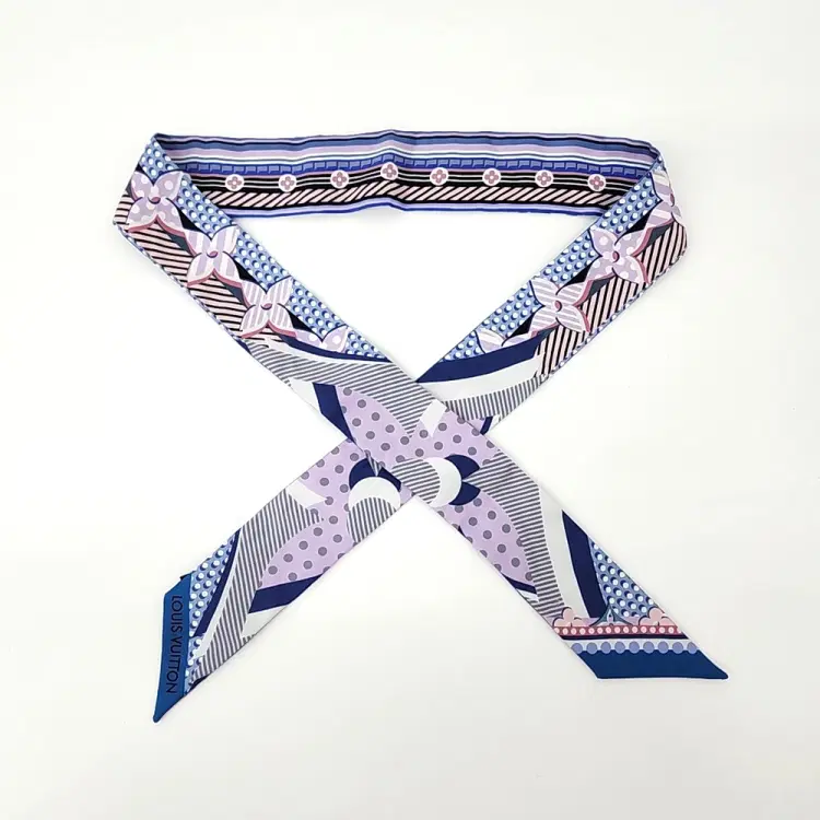 Louis Vuitton Pop LV BB Bandeau-Hover-Image