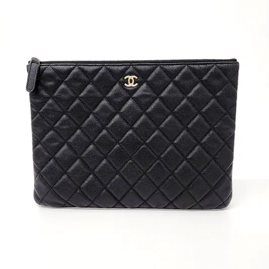 Chanel Caviar Clutch New Medium A82545