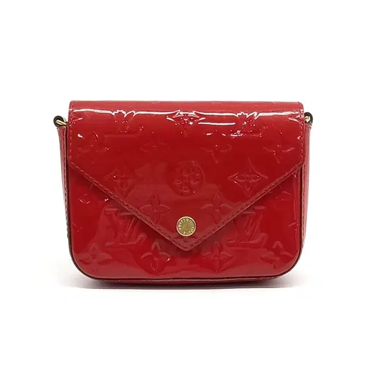 Louis Vuitton Vernis Mini Sac Lucy Crossbody Bag