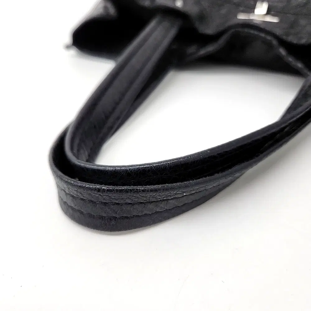 main-slider-image-1