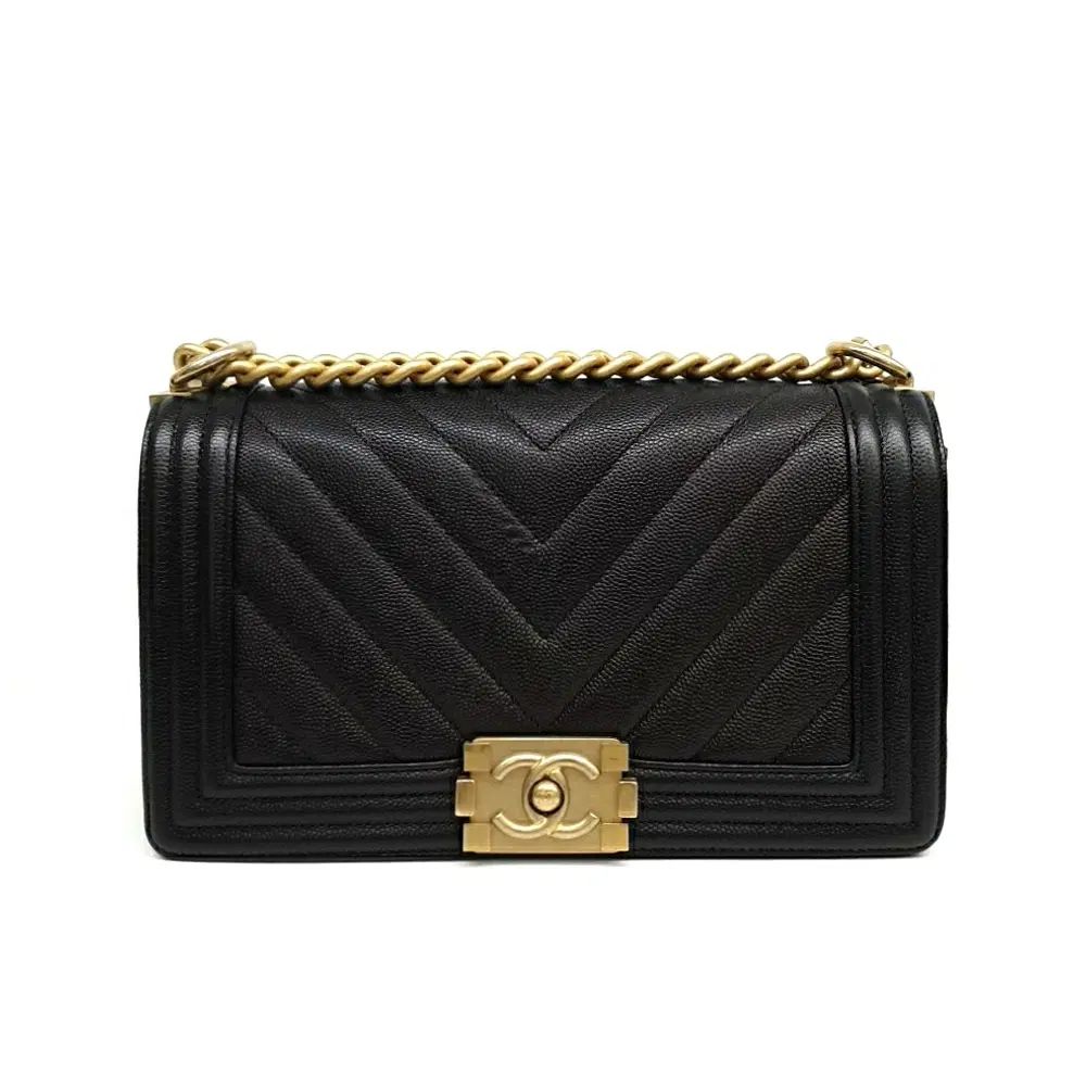 Chanel Caviar Chevron Boy Bag Medium A67086