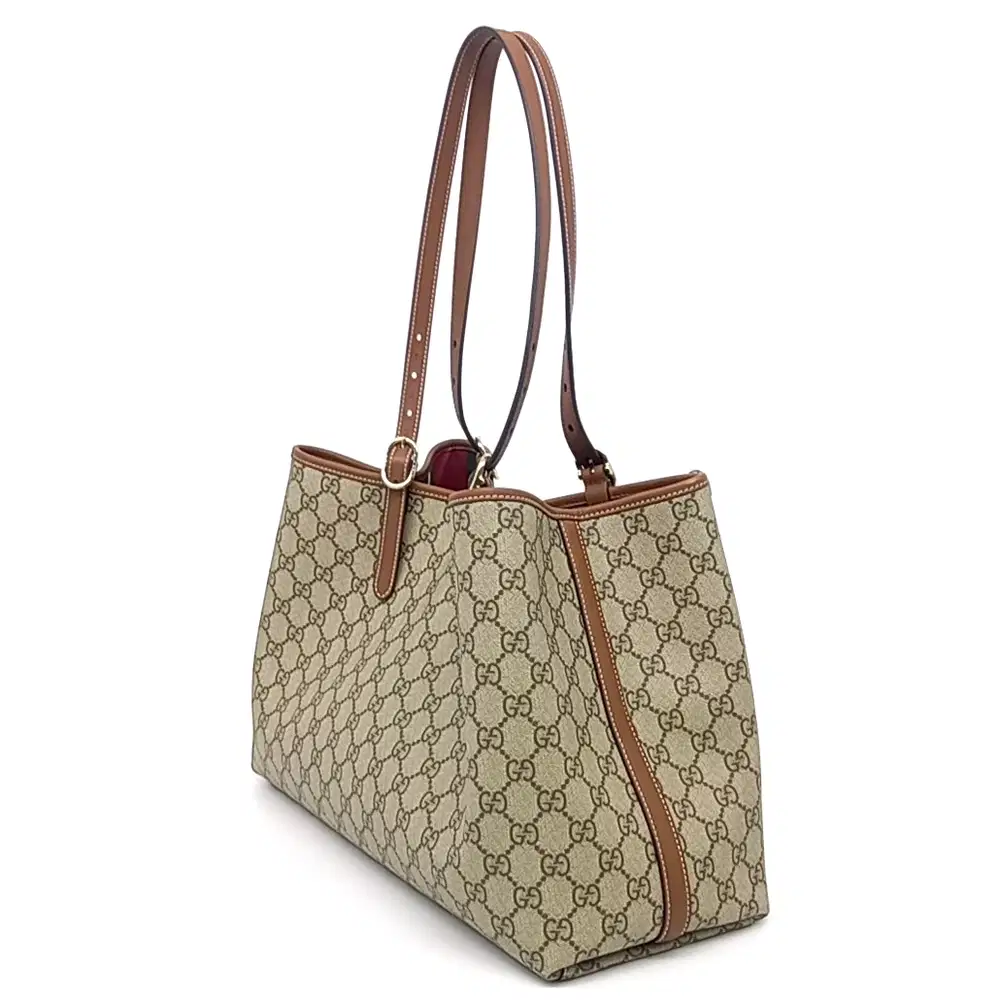 Luxepolis India - Gucci GG Emblem Medium Shoulder Bag (815213