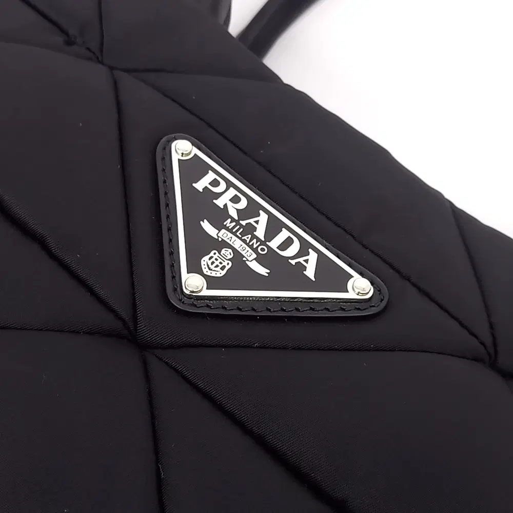 main-slider-image-1