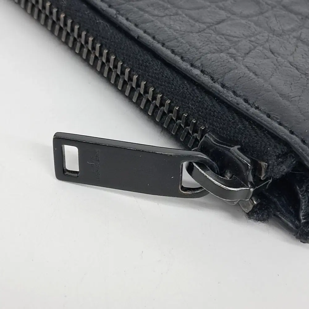 main-slider-image-1