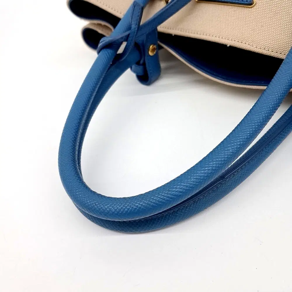 main-slider-image-1