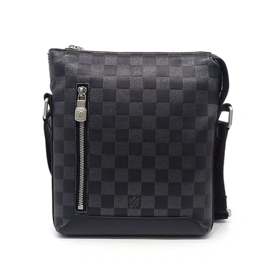 Louis Vuitton Discovery Messenger Bag-Hover-Image