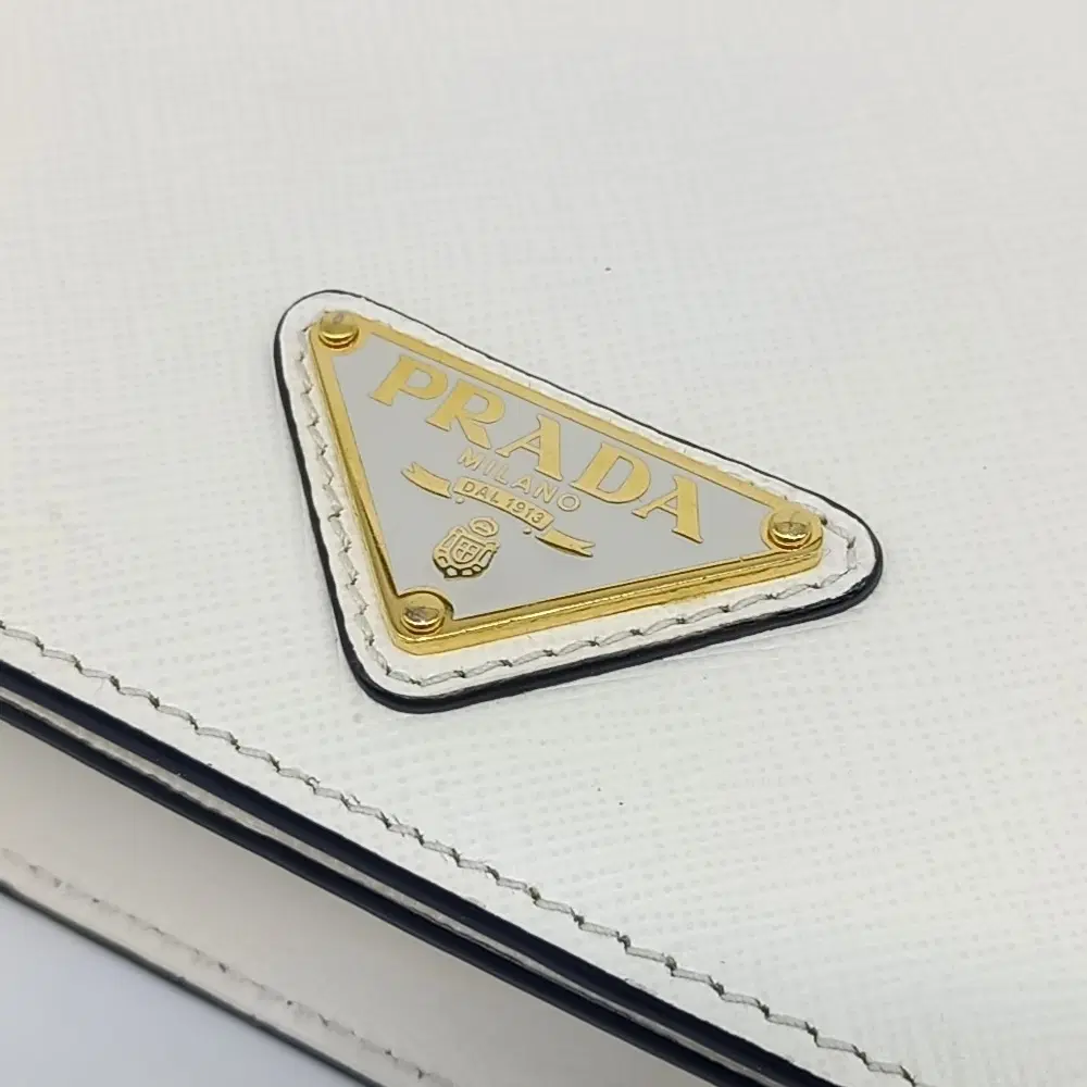 main-slider-image-1