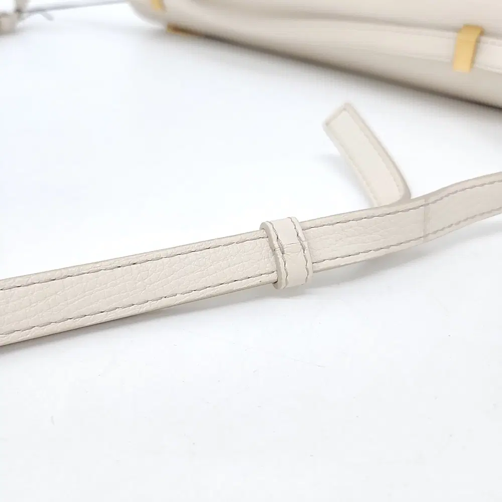 main-slider-image-1