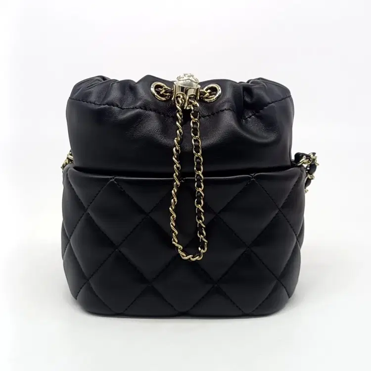 Chanel Drawstring Bucket Bag AS2450-Hover-Image