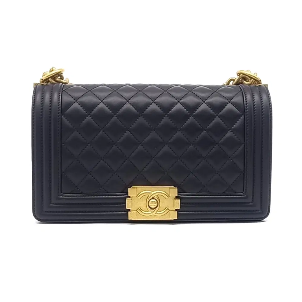 Chanel Boy Bag Medium