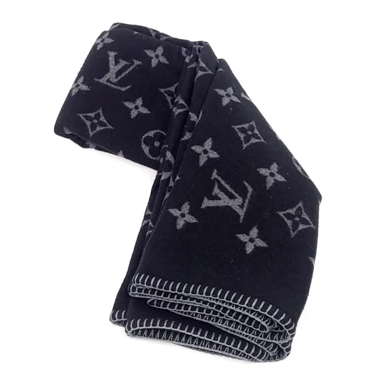 Louis Vuitton Blanket-Hover-Image