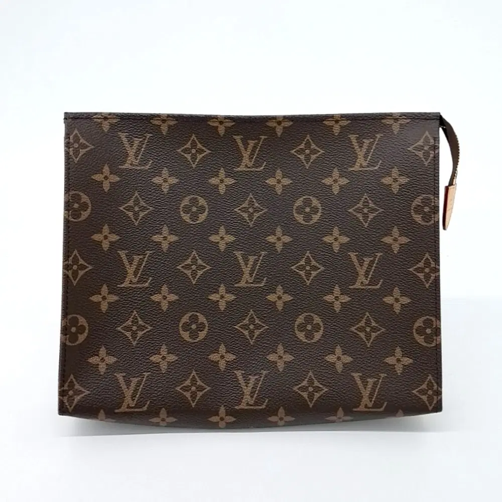 Louis Vuitton Monogram Pochette Toilette 26 M47542