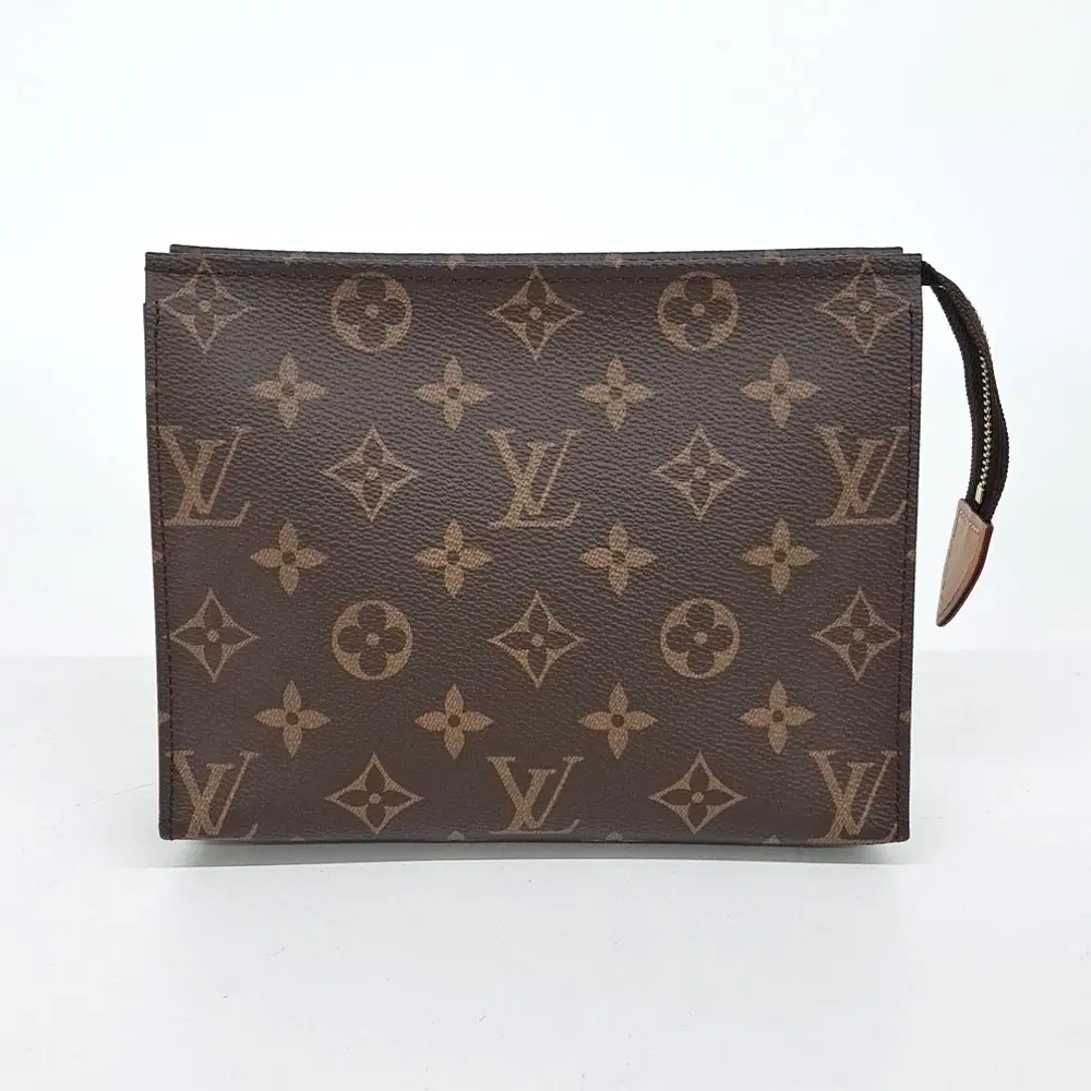 Louis Vuitton Monogram Pochette Toilette 19