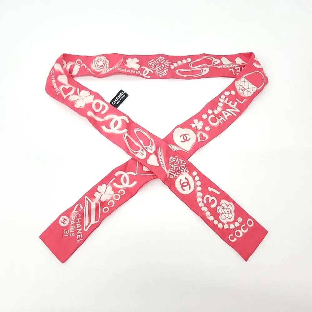 Chanel twilly scarf