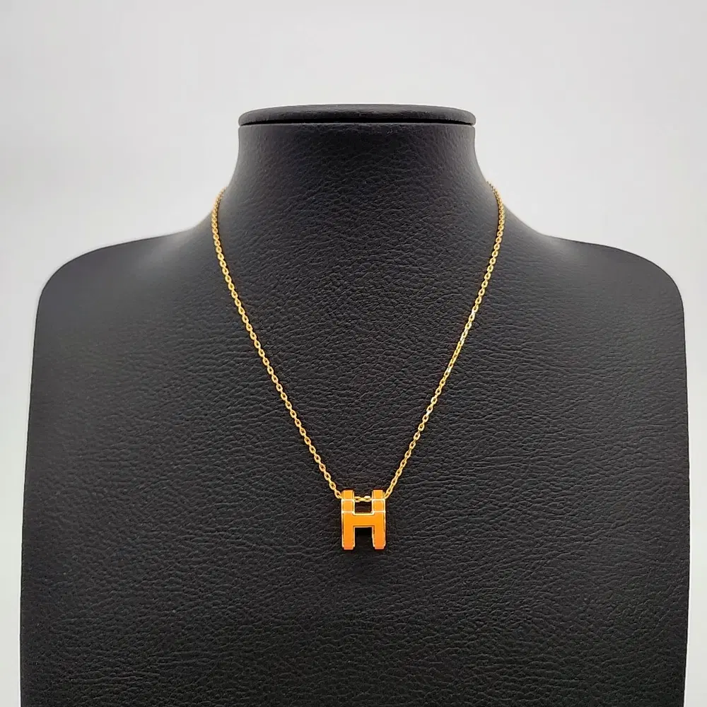 Hermes Pop H necklace