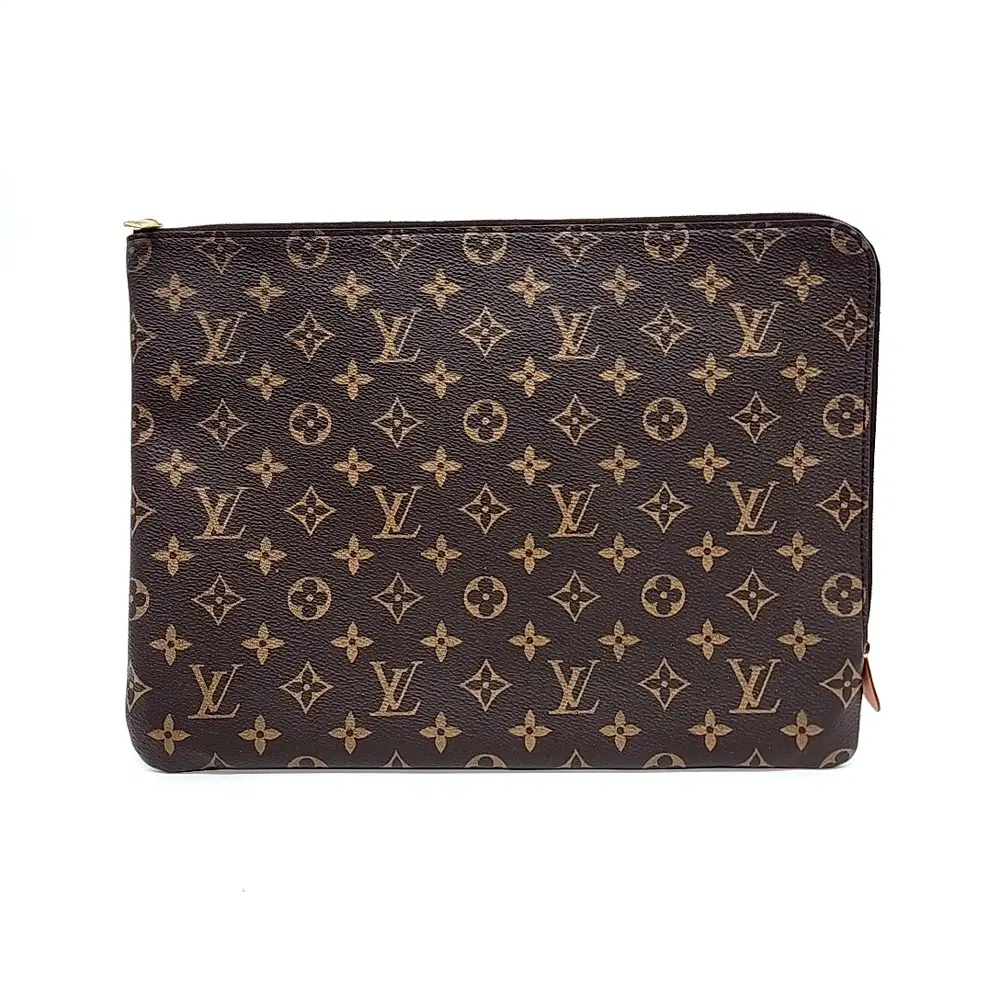 Louis Vuitton Monogram Etu Voyage MM