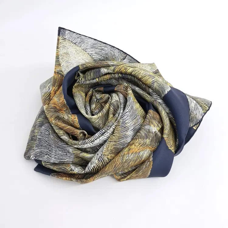 Chanel silk scarf-Hover-Image