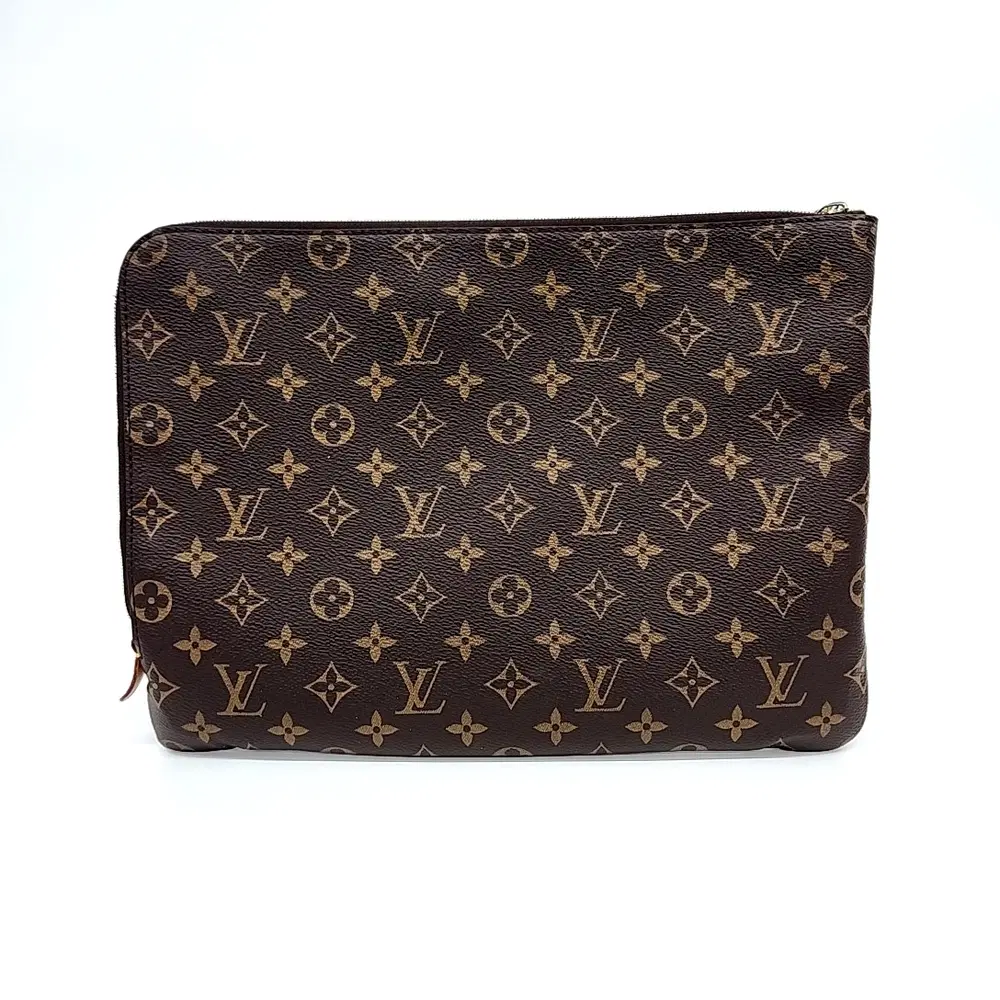 Louis Vuitton Monogram Etu Voyage MM M44499