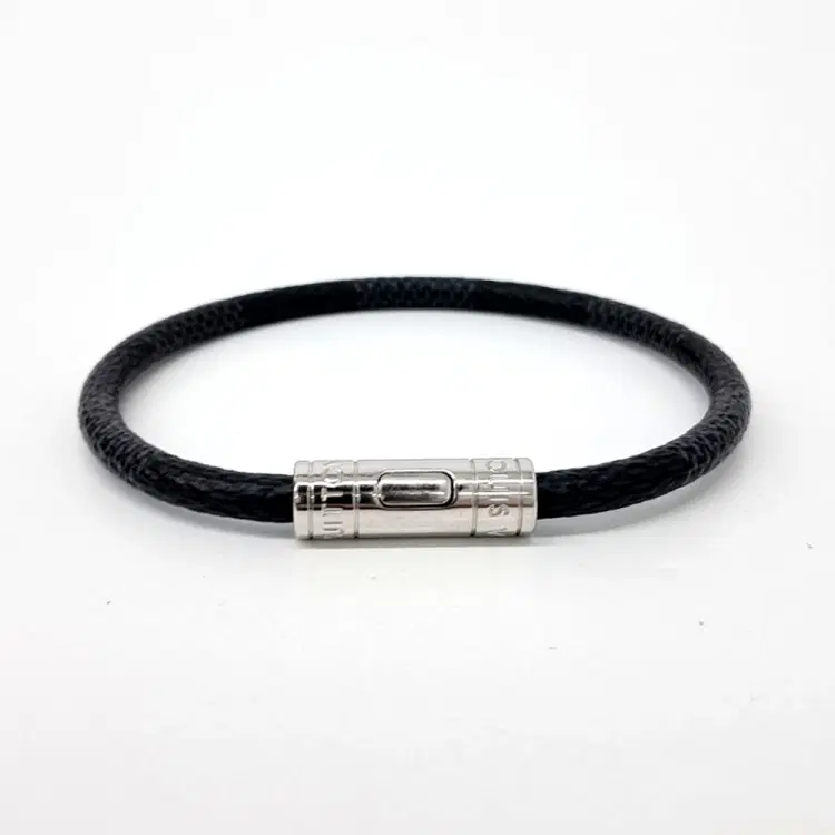 Louis Vuitton Keep It Bracelet-Hover-Image