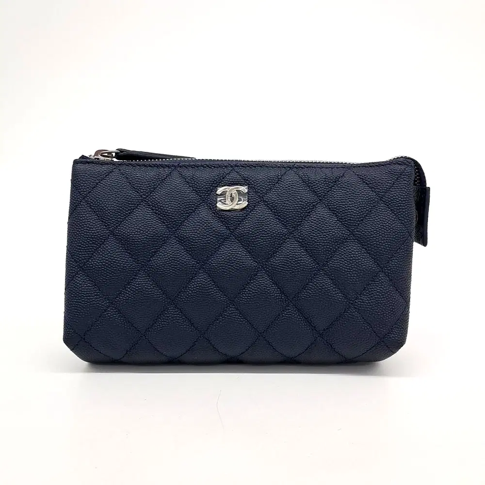 Chanel Caviar Pouch C08023