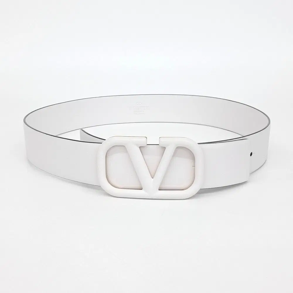 Valentino V-ring belt