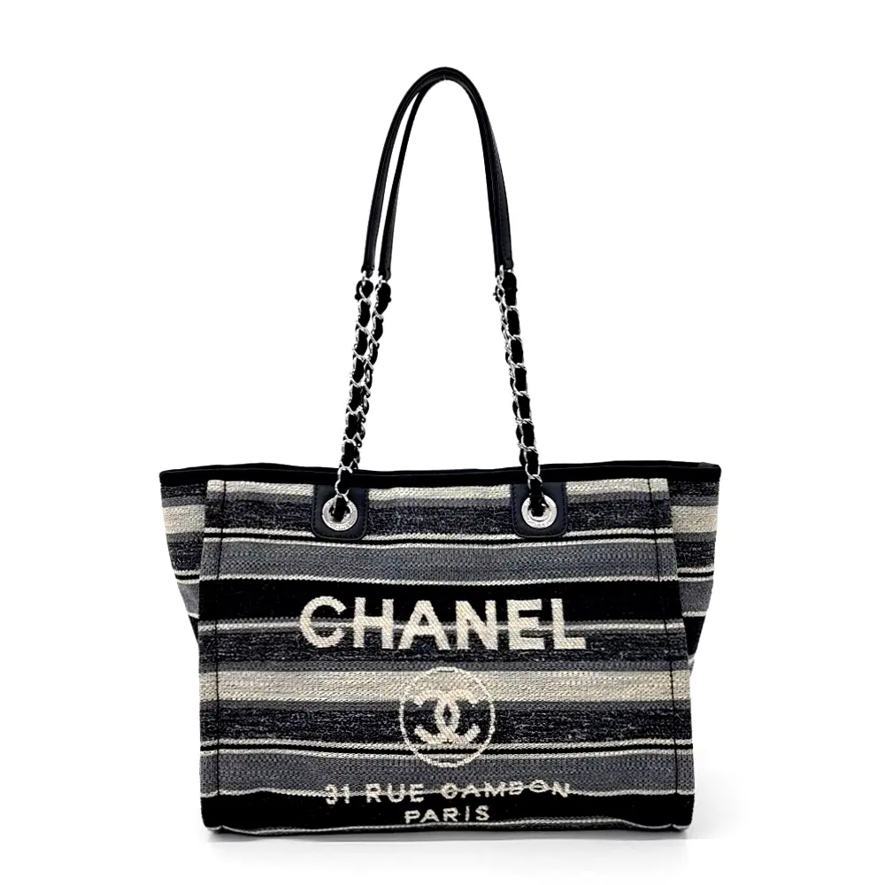 Chanel Deauville shoulder bag