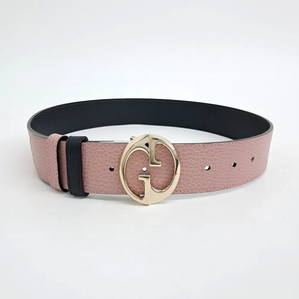 Gucci reversible belt (450,000)