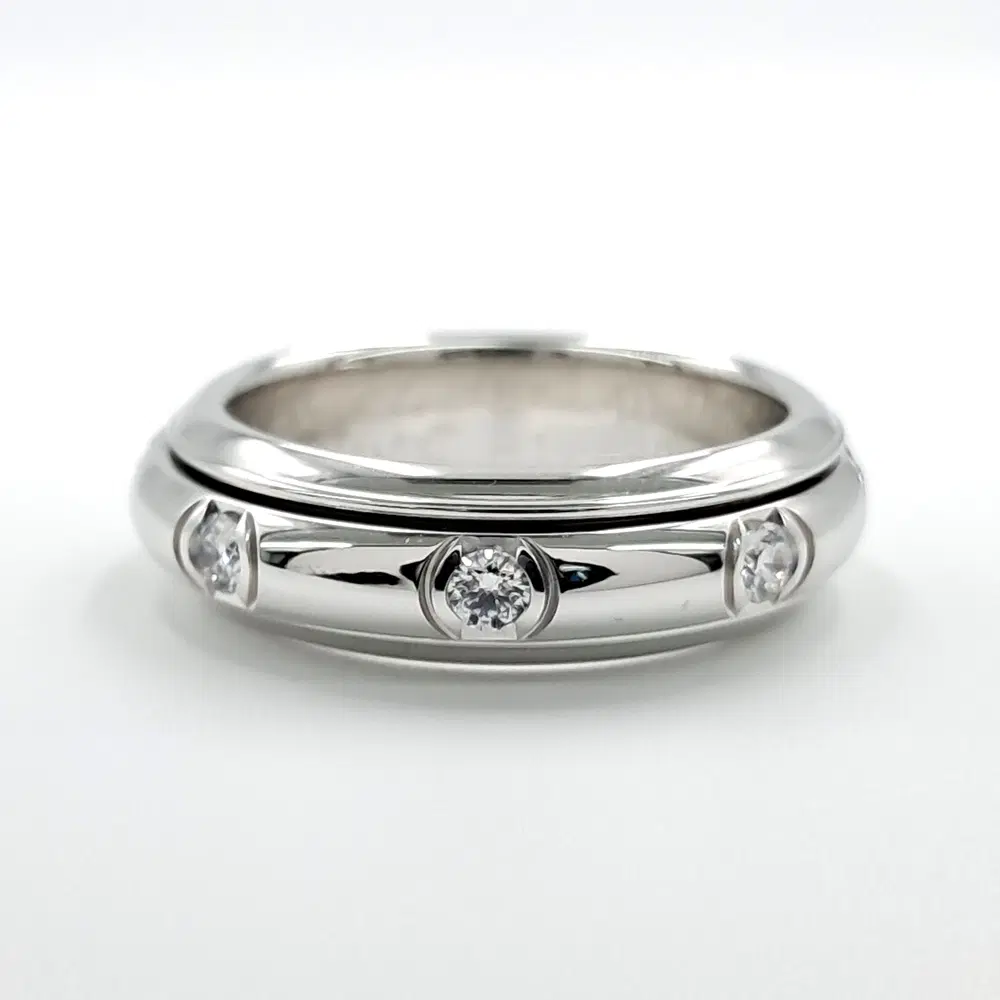 Piaget Diamond Possession Ring
