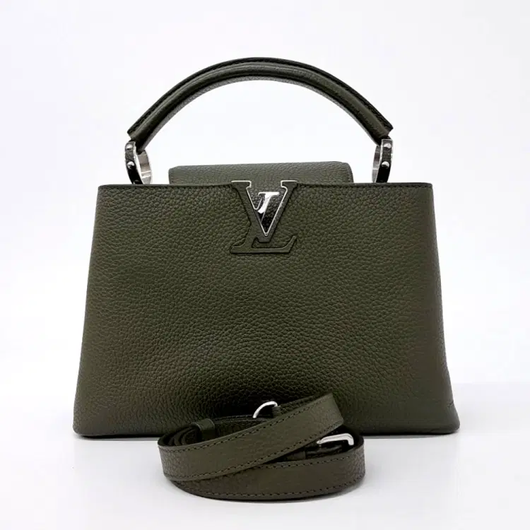 Louis Vuitton Capucines BB-Hover-Image