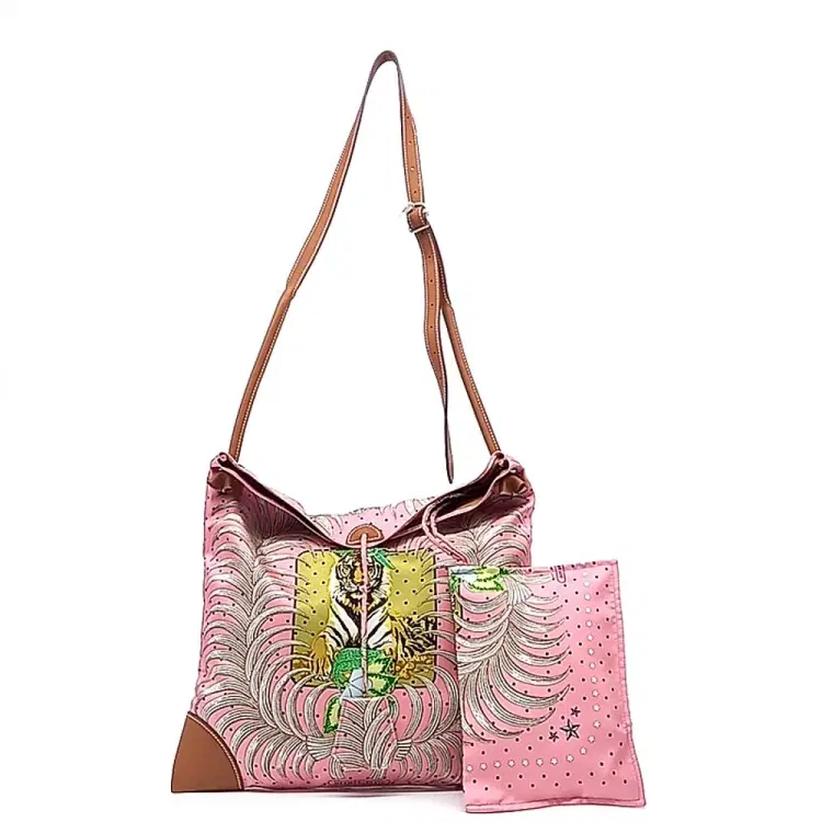 Hermes Silky City PM (Y)-Hover-Image