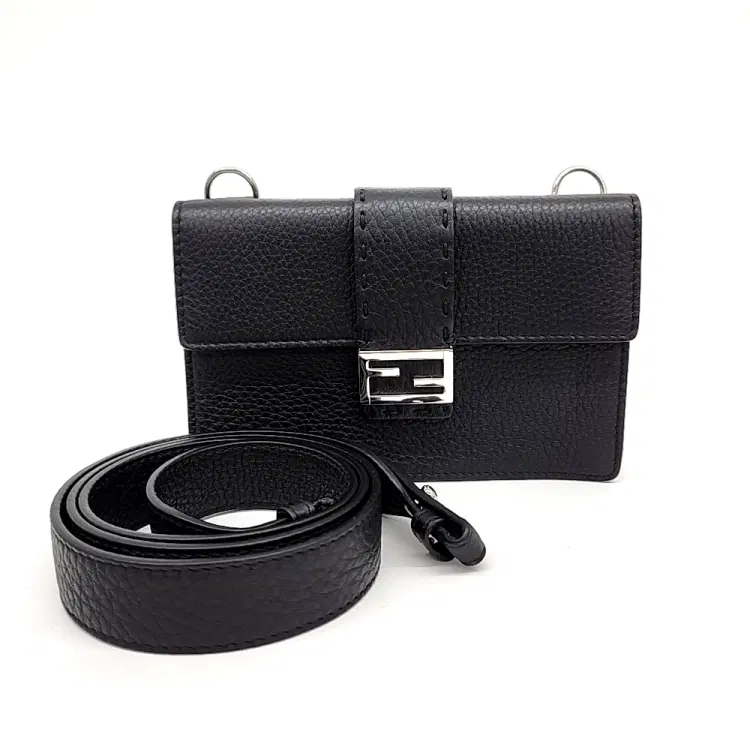 Fendi Baguette Pouch (7M0295)-Hover-Image