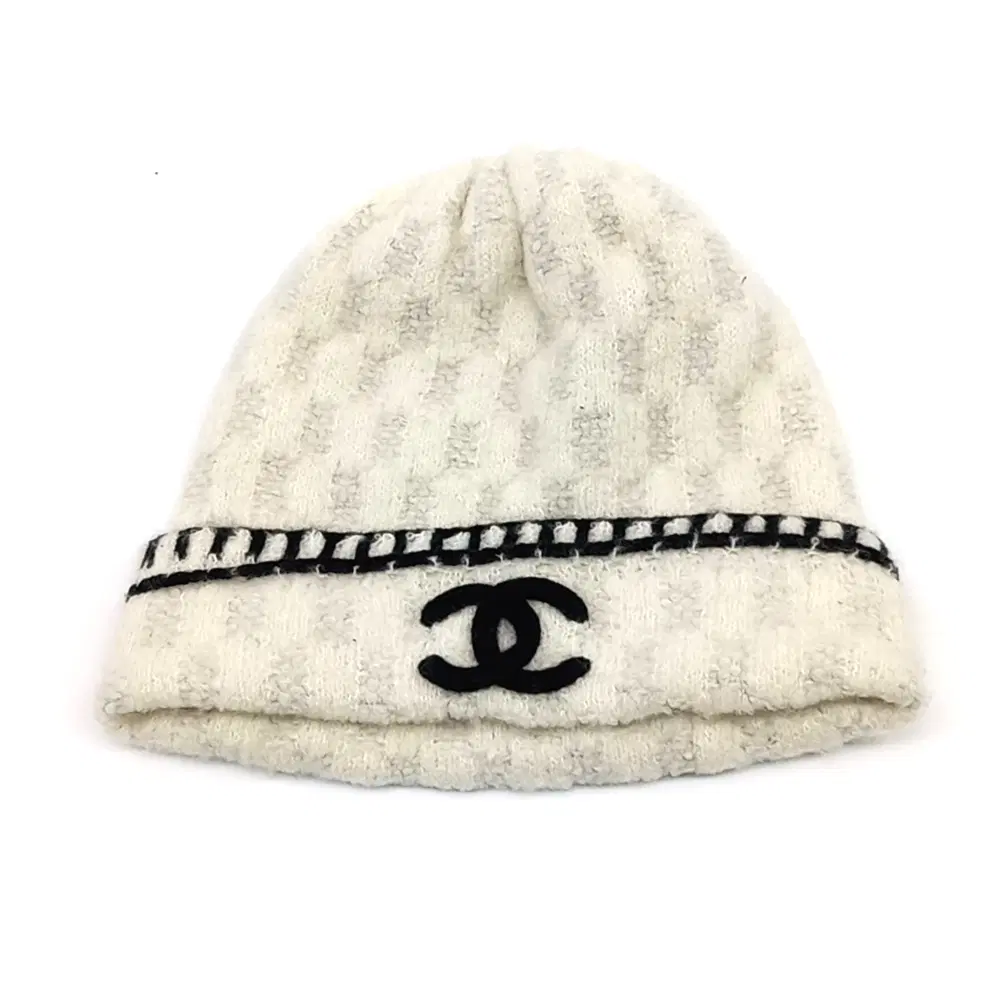 Chanel beanie