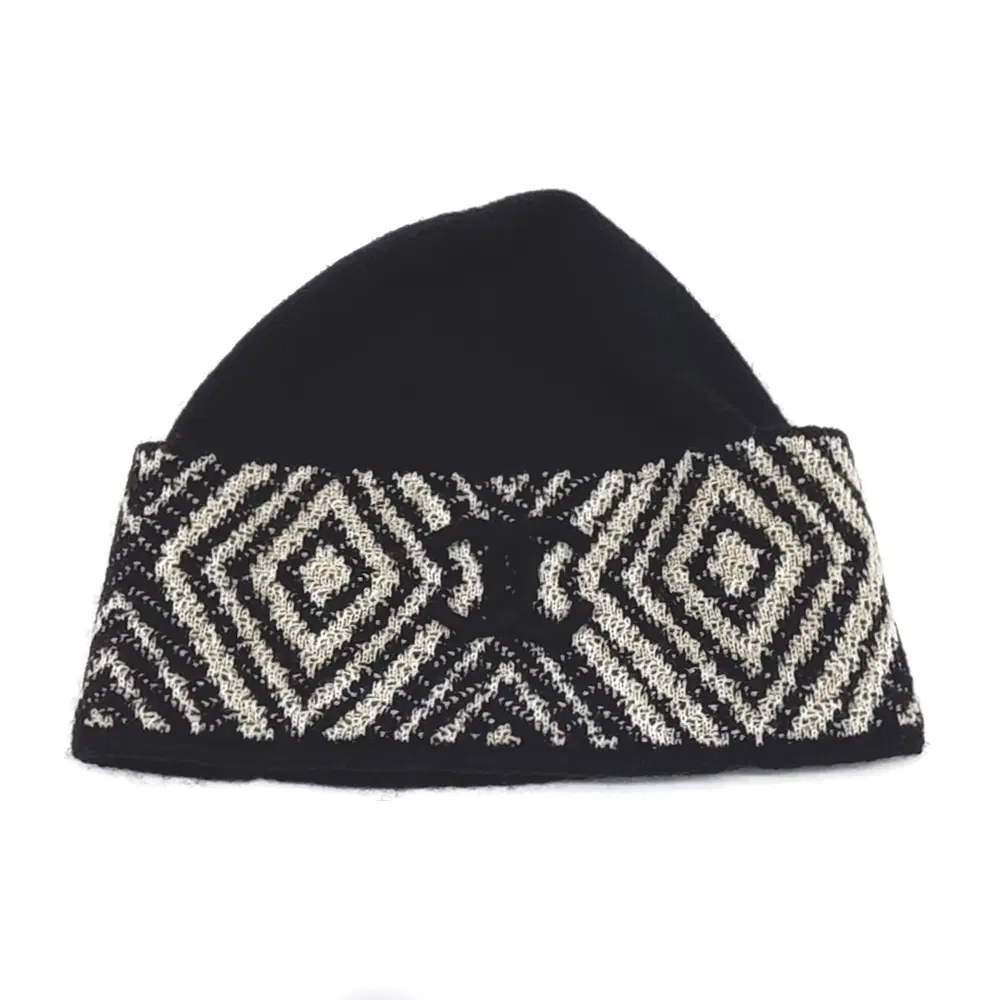 Chanel knit beanie