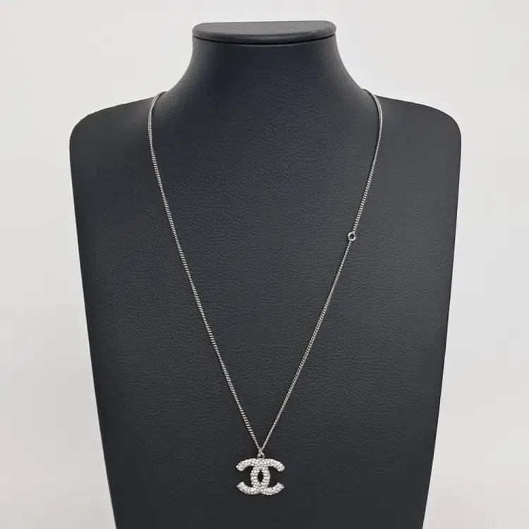 Chanel logo necklace-Hover-Image